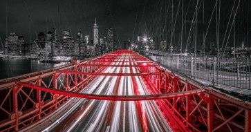 Assaf Frank - Evening view of Manhattan skyline from Brooklyn bridge