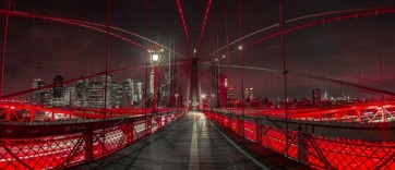 Assaf Frank - Evening view of Manhattan skyline from Brooklyn bridge
