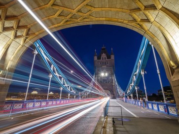 Assaf Frank - Tower Bridge strip lights