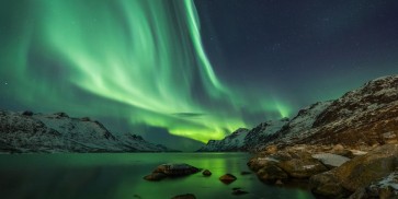 Gerwazy Firdos - Aurora Borealis Reflections  