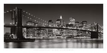 New York - Black and White Brooklyn Bridge  