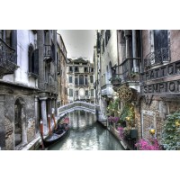 Rosangela Rossa - Venice - Gondola's Break