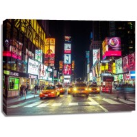 Assaf Frank - Times square and Broadway at night - New York City