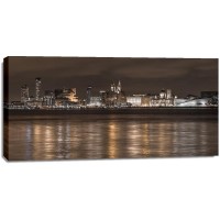 Assaf Frank - Liverpool city skyline across the River Mersey, UK,FTBR-1873