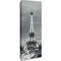 Paris - Eiffel Tower - Lit At Dusk (Black and White)