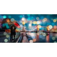 Dianne Loumer - Kissing in London